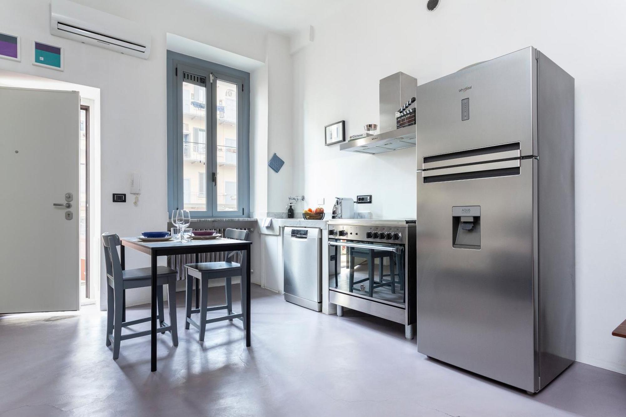 Apartamento Stylish Industrial Flat Milán Exterior foto